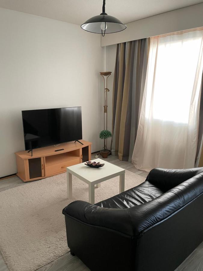 Lovely Apartment Within Walking Distance -Centre ポリ エクステリア 写真